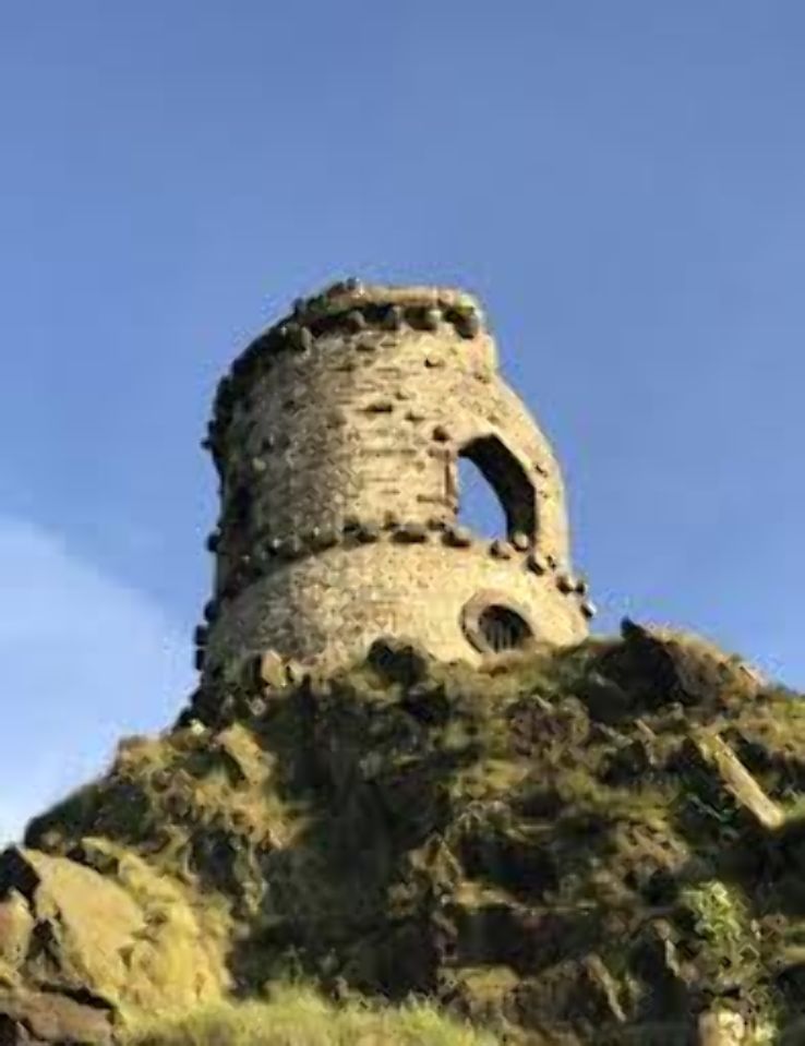 Mow Cop Castle Trip Packages