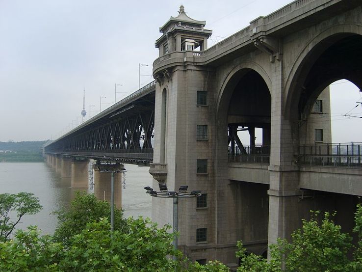 The Wuhan Yangtze Great Bridge Trip Packages