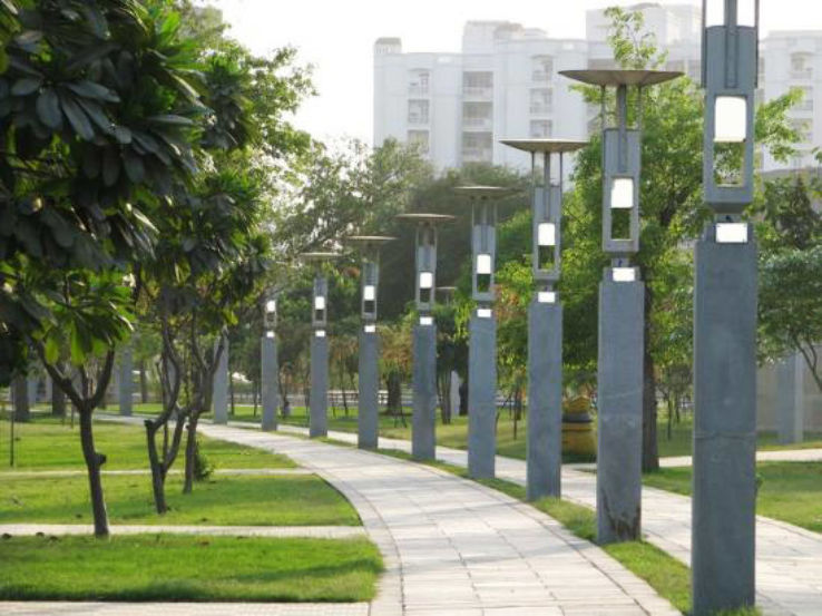 Dr. Ram Manohar Lohia Park Trip Packages