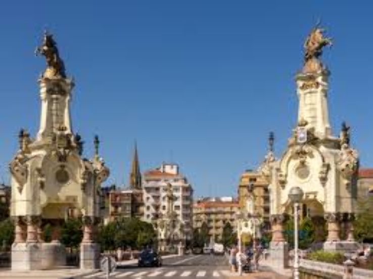 Maria Cristina Bridge Trip Packages