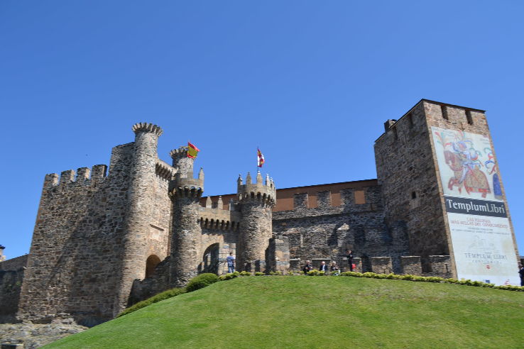 Castle of Ponferrada  Trip Packages