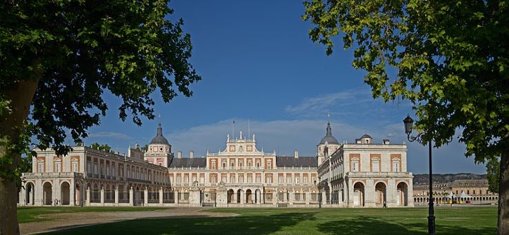 Royal Palace of Aranjuez  Trip Packages