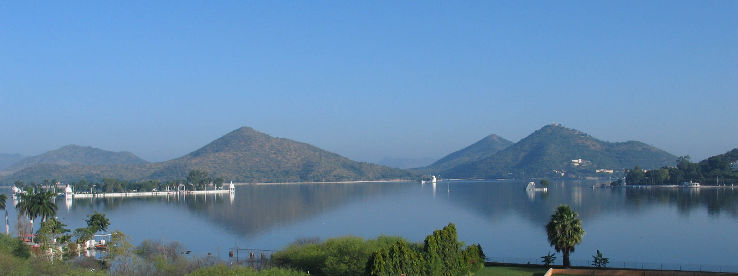 Fateh Sagar Lake Trip Packages