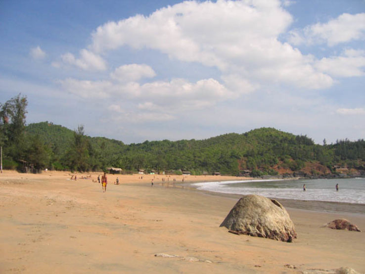 Om Beach Trip Packages
