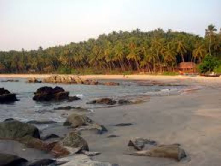 Ezhara Beach  Trip Packages