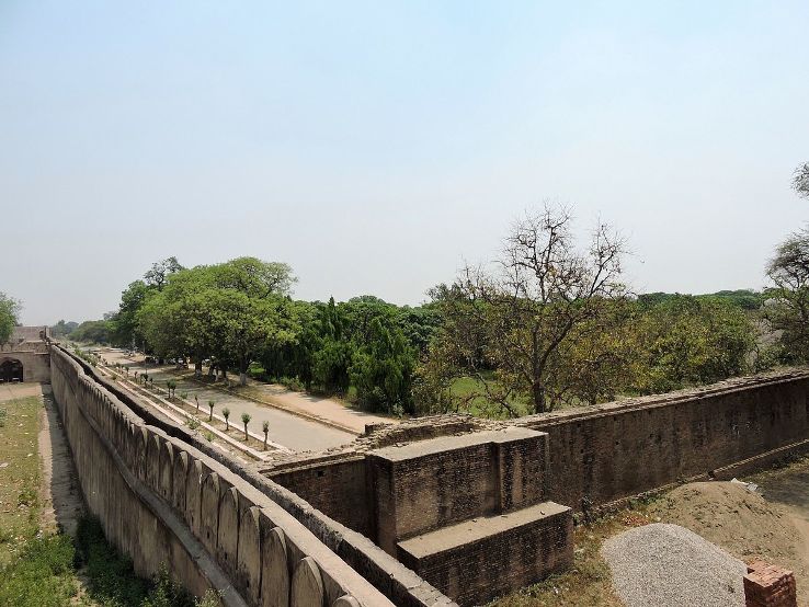 Aam Khas Bagh Trip Packages