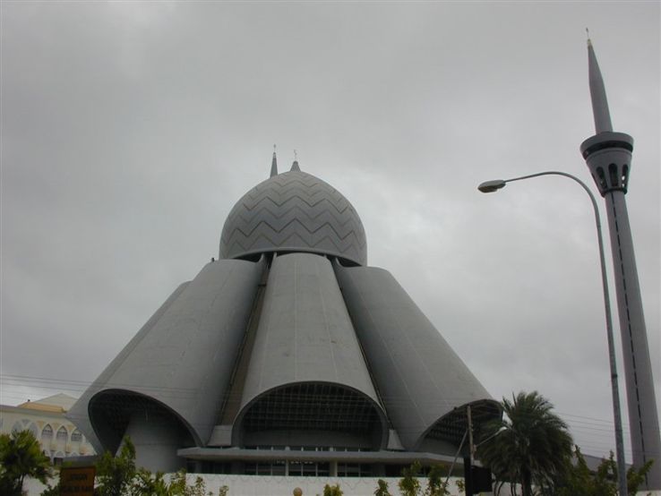 An-Nur Jamek Mosque Trip Packages
