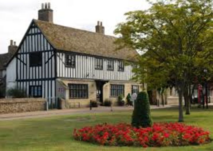 Cromwell Museum  Trip Packages