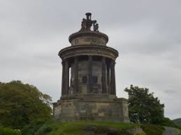 Burns Monument  Trip Packages