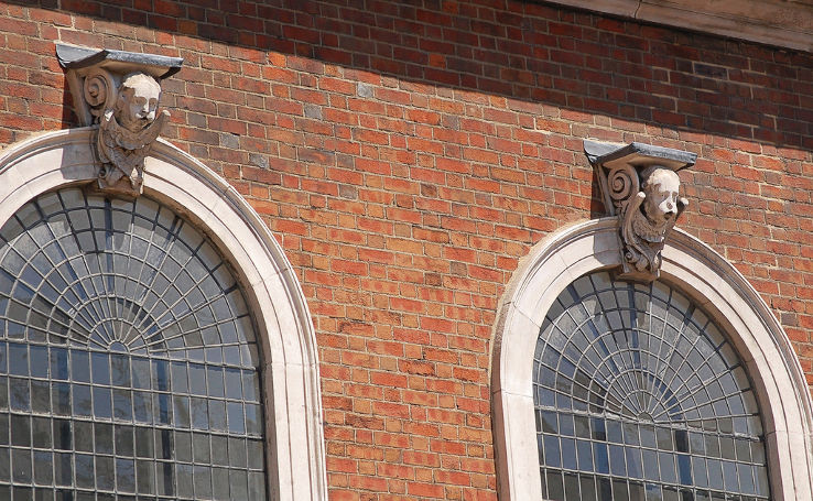 Old Operating Theatre Museum and Herb Garret Trip Packages