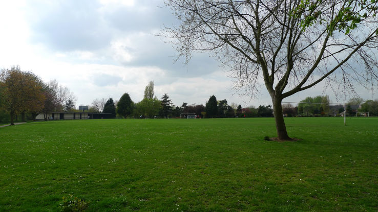 Roxbourne Park  Trip Packages