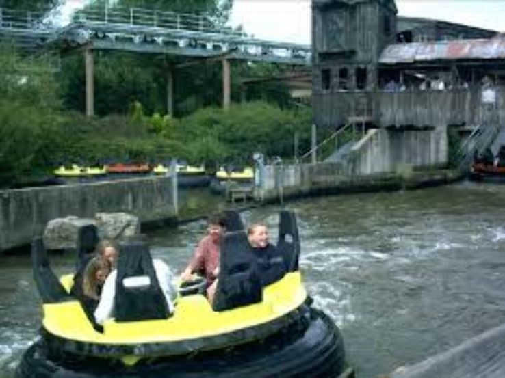 Drayton Manor Themepark Trip Packages