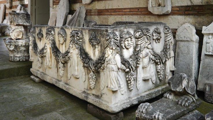 Archaeological Museum Trip Packages