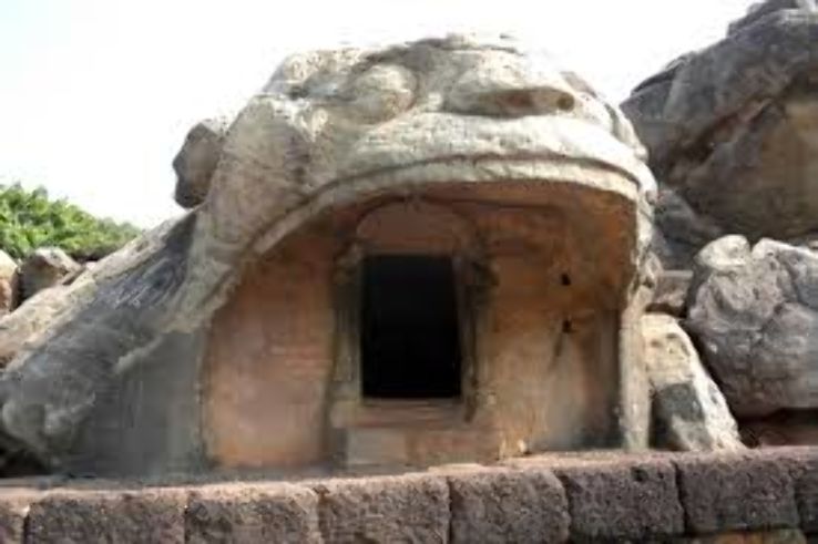 Udayagiri and Khandagiri Caves Trip Packages