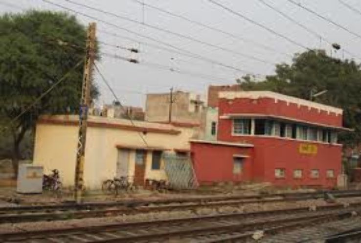 Heart-warming 2 Days 1 Night Kanpur Holiday Package