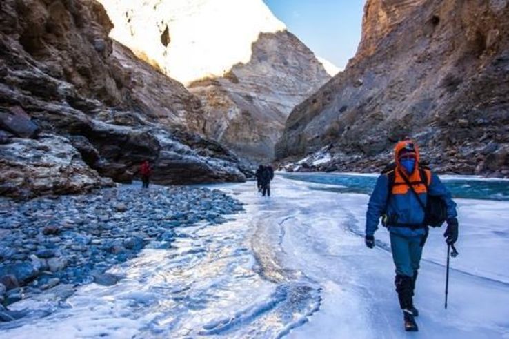 Chadar Trek Trip Packages