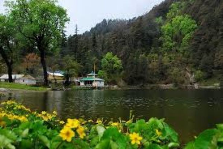 Family Getaway Uttarkashi Religious Tour Package for 10 Days