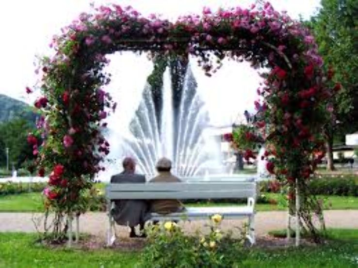 Nehru Rose Garden Trip Packages