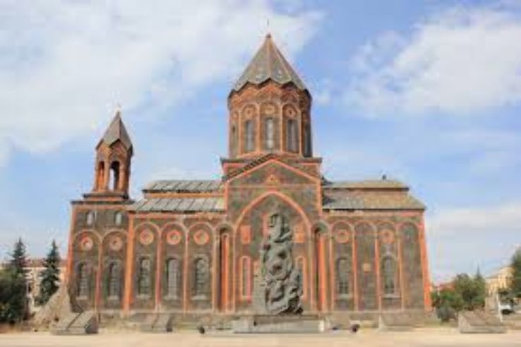 Pilona Trip Packages