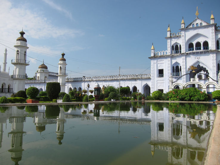 Ecstatic 2 Days 1 Night Lucknow Holiday Package
