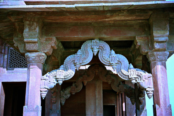 Heart-warming Fatehpur Sikri Tour Package from Delhi