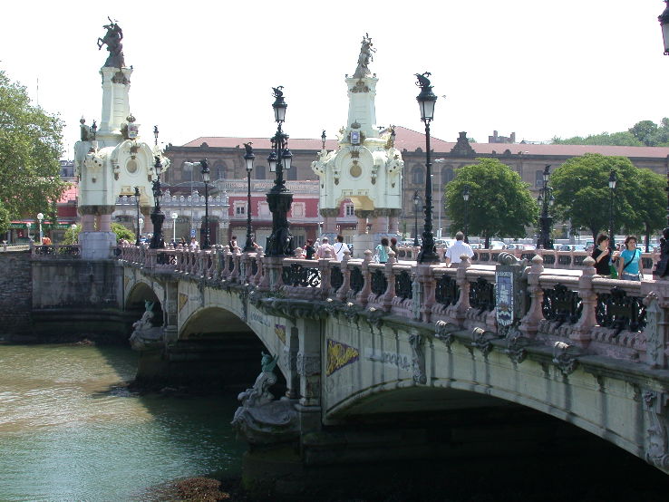 Maria Cristina Bridge Trip Packages