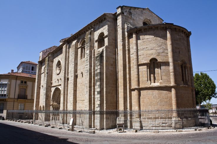 Zamora Trip Packages