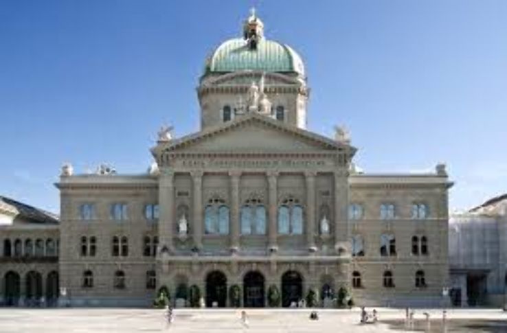 Swiss Paris at a Glance