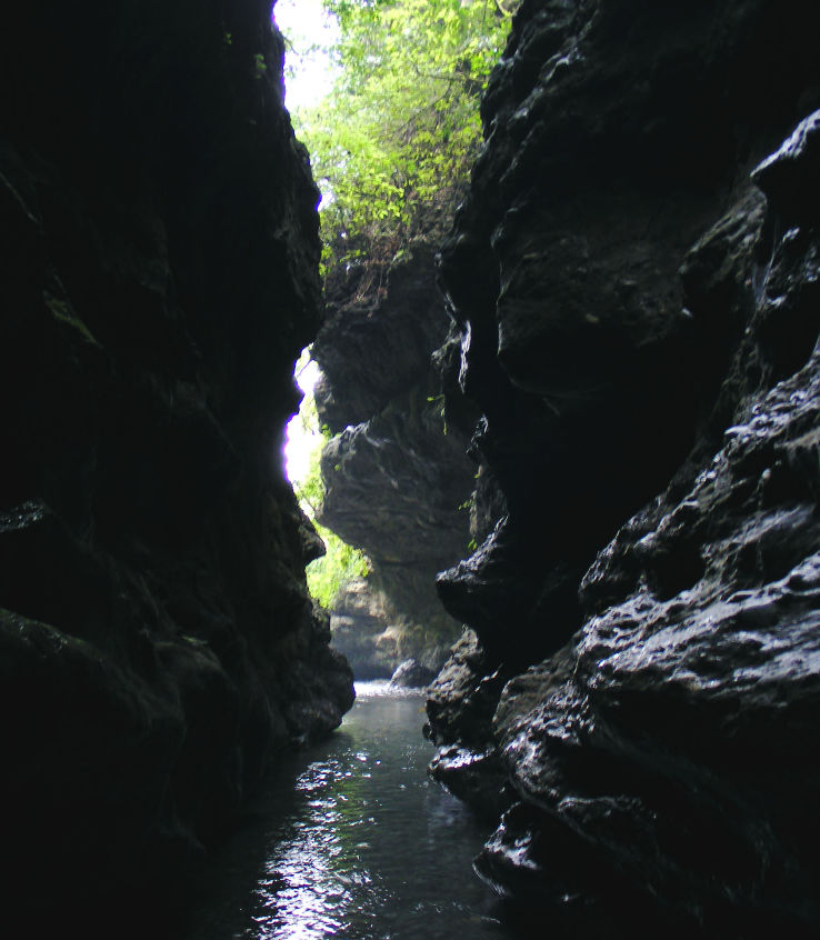 Mawshun Cave  Trip Packages