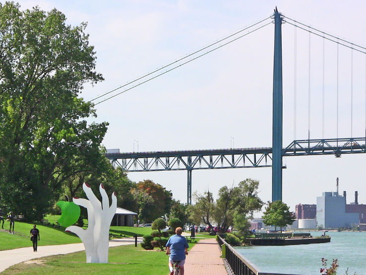 Windsor Sculpture Park Trip Packages