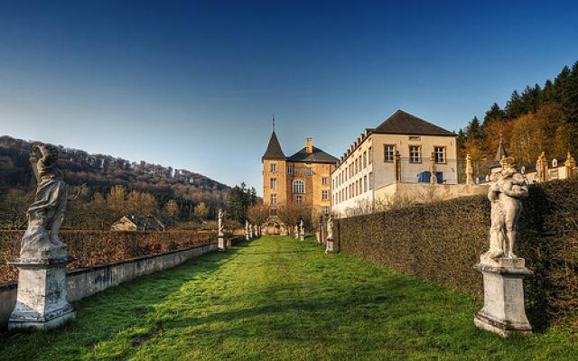 The Enchanting Valley of Seven Castles Trip Packages