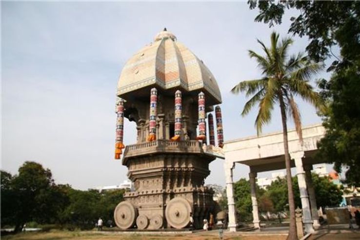 Valluvar Kottam Trip Packages