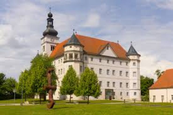 Schloss Hartheim, Trip Packages