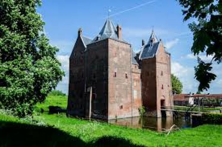 Pleasurable 2 Days Netherlands and Delhi Holiday Package