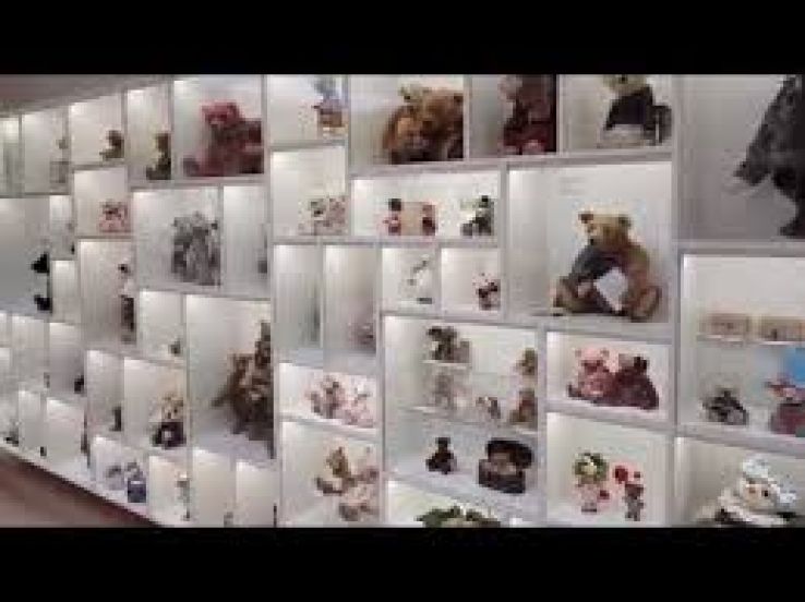 Teddy Bear Art Museum Trip Packages