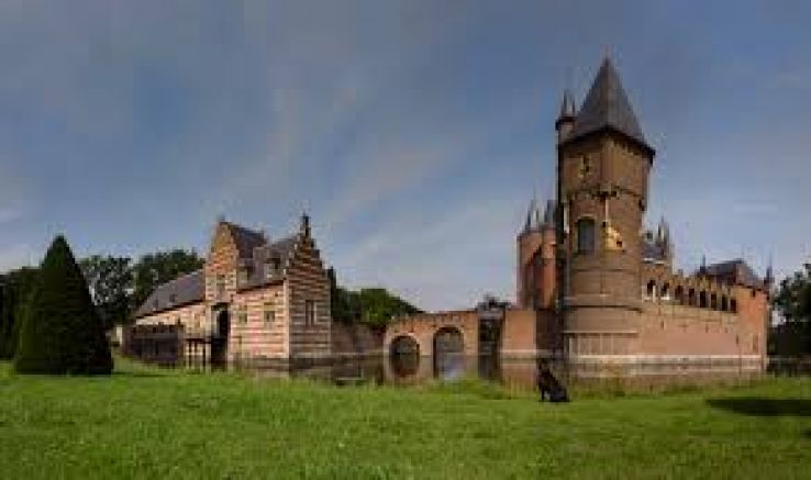 Heeswijk Castle Trip Packages