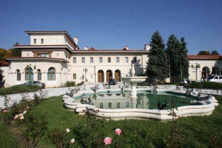 Snagov Palace Trip Packages