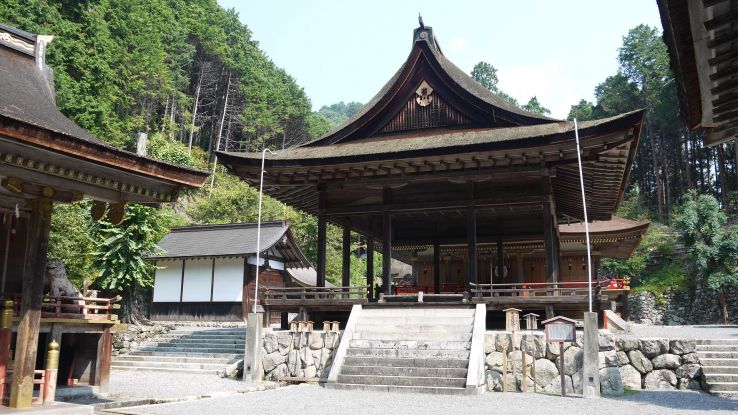 Hiyoshi Taisha Trip Packages