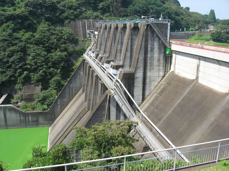 Shiroyama Dam Trip Packages