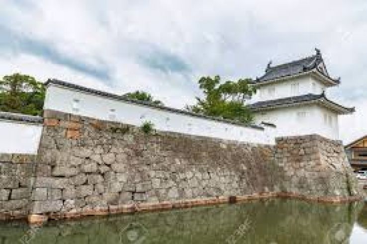 Ako Castle Trip Packages