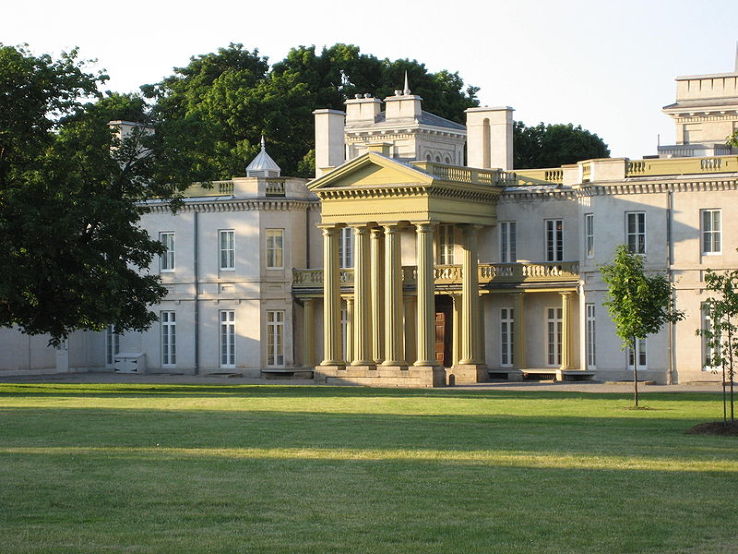 Dundurn Castle  Trip Packages