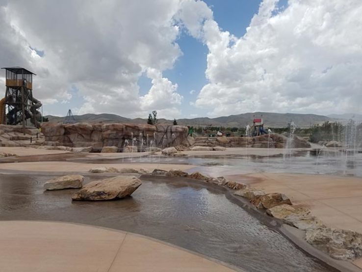 Wardle Fields Regional Park  Trip Packages