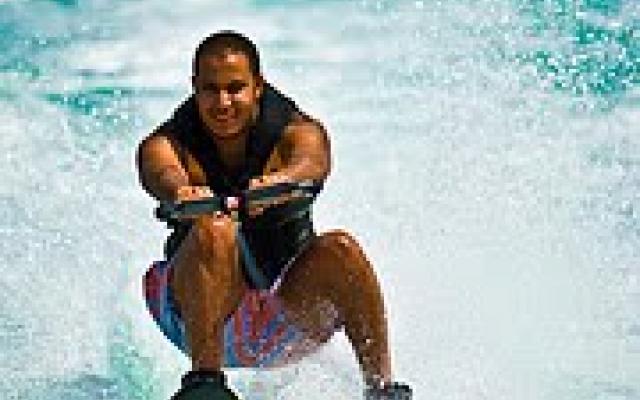 Feel Thrills and Tranquility of Watersports Trip Packages