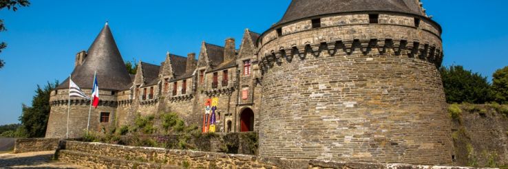 Chateau de Fetan Trip Packages