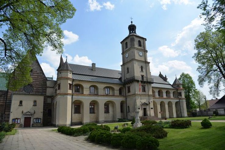 Starachowice Trip Packages