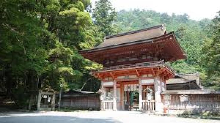 Hiyoshi Taisha Trip Packages