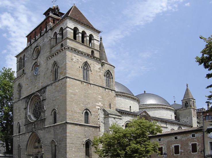 Cahors  Cathedral Trip Packages