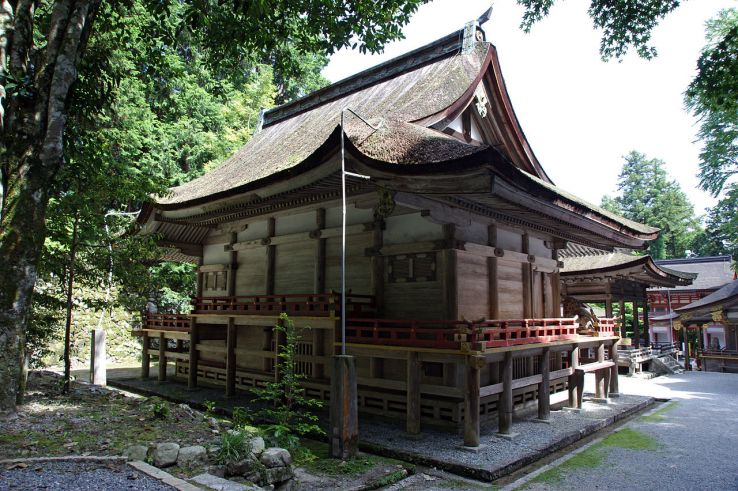 Hiyoshi Taisha Trip Packages