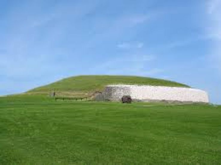 Newgrange Trip Packages