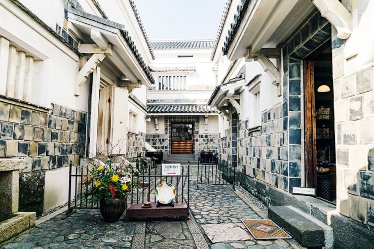 Kurashiki Museum of Folkcraft Trip Packages